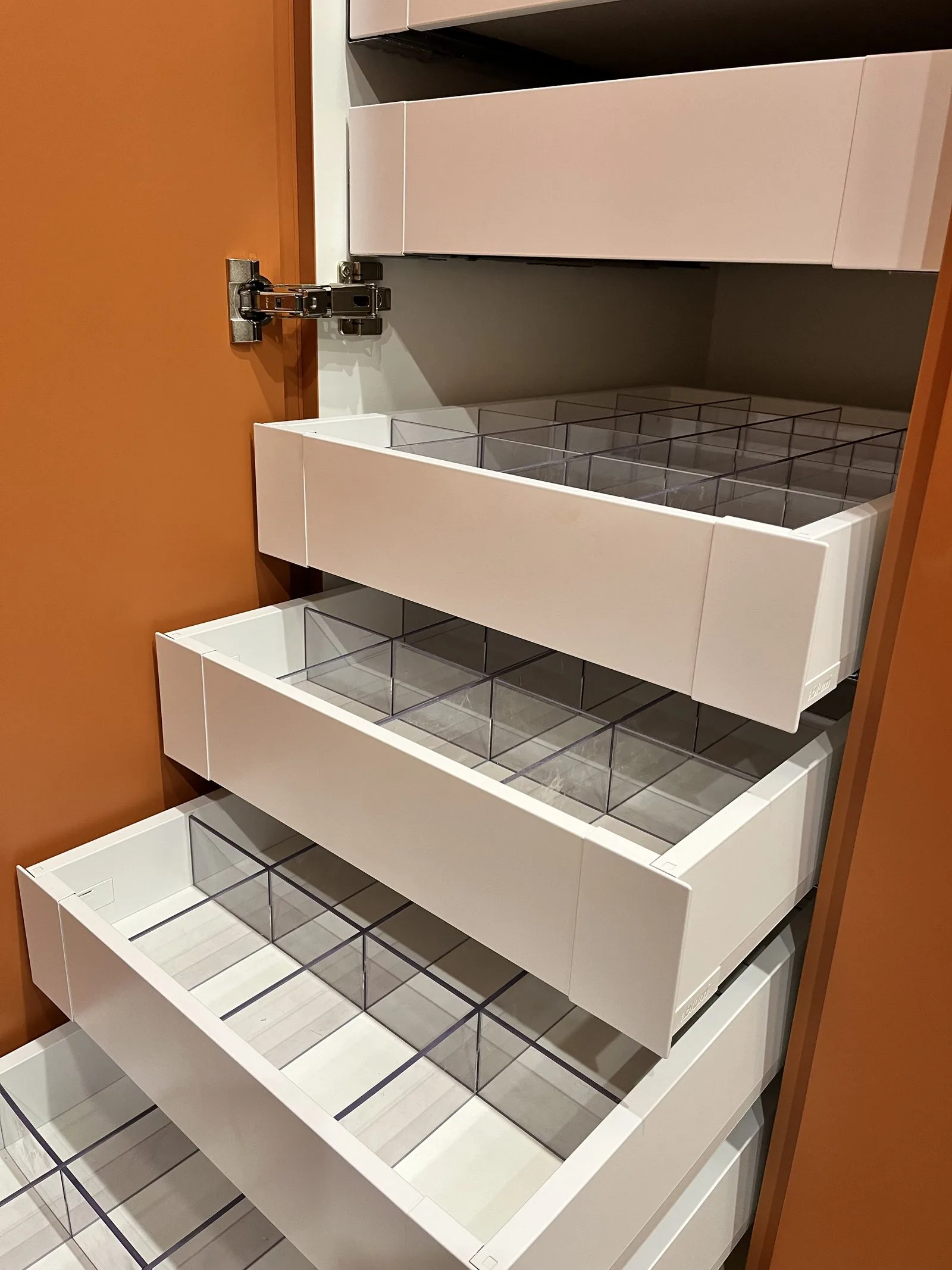 Agencement de bureaux, agence BSR à Nantes, réalisation Arcobois