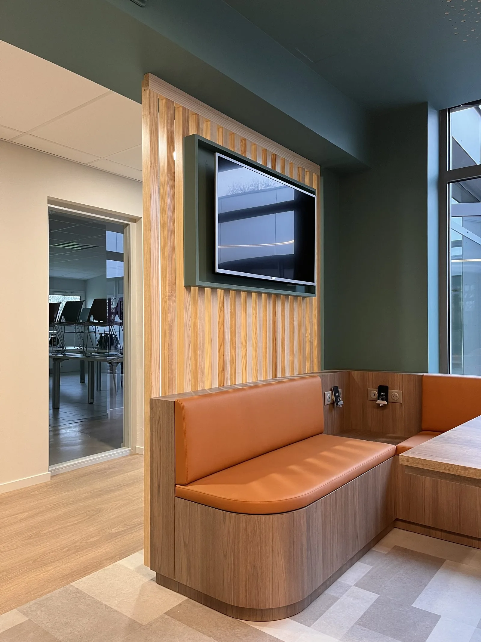 Espace de travail Noveha, réalisation Arcobois