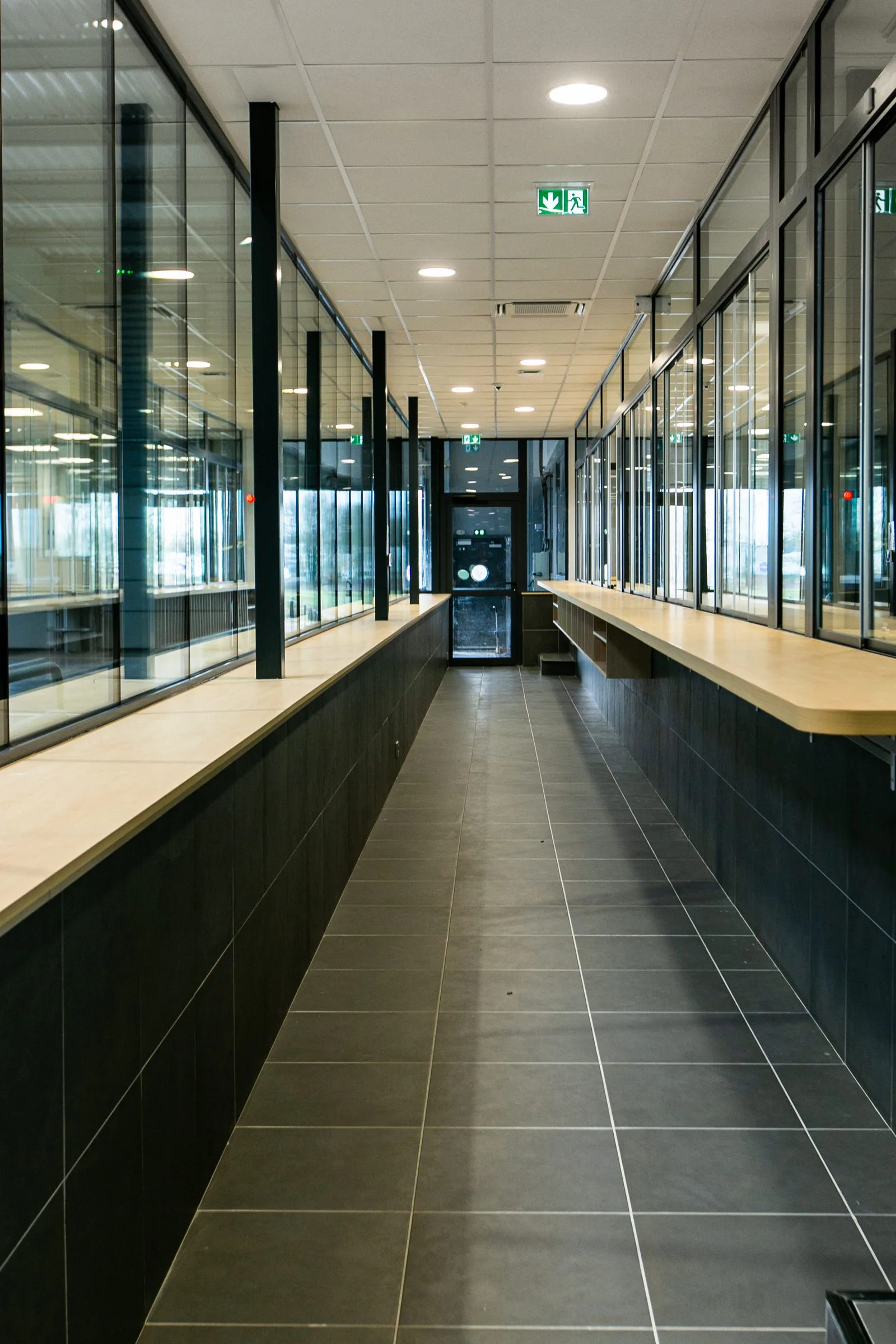 Bureaux d'une plateforme logistique à Angers, réalisation Arcobois