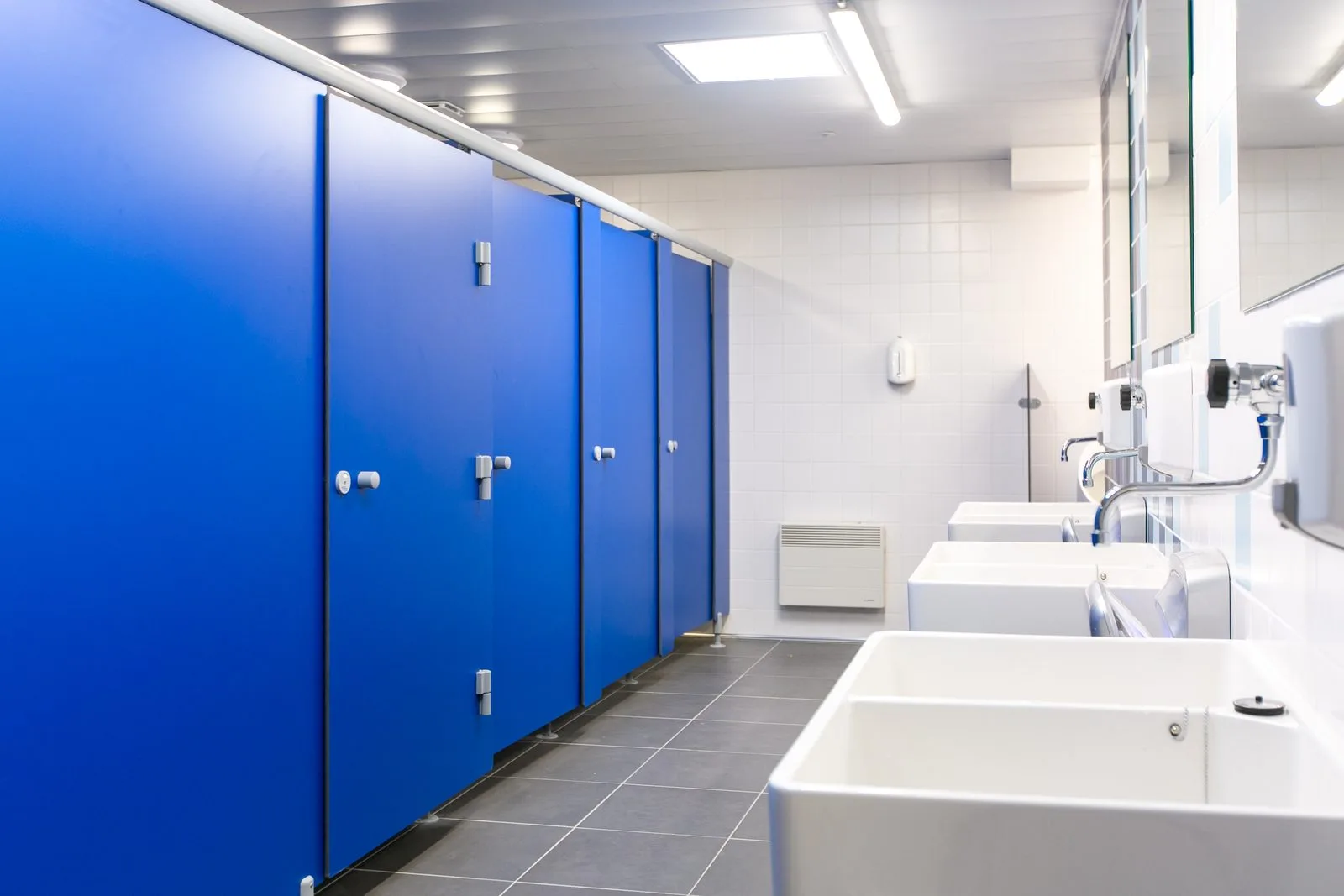 Bureaux d'une plateforme logistique à Angers, réalisation Arcobois